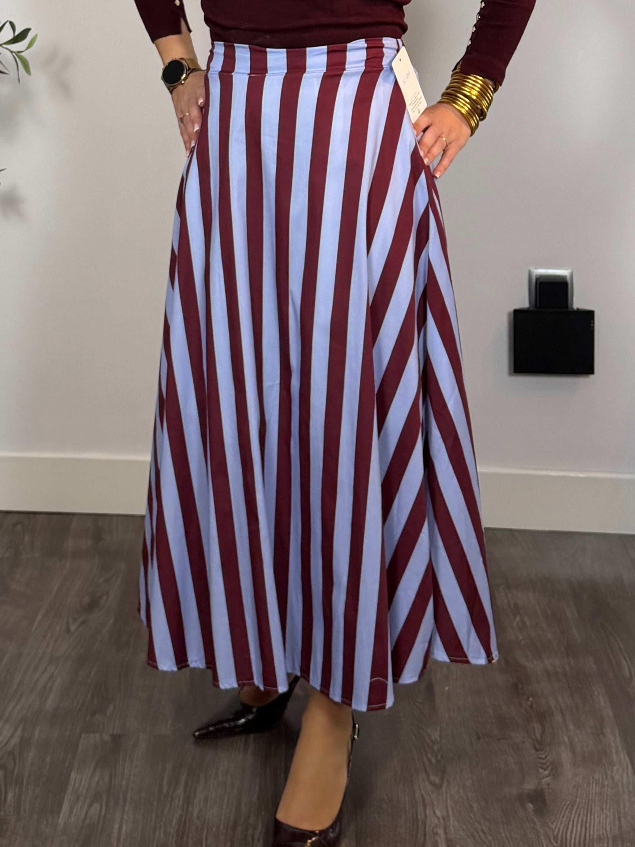 Falda Midi Rayas Burdeos y Azul