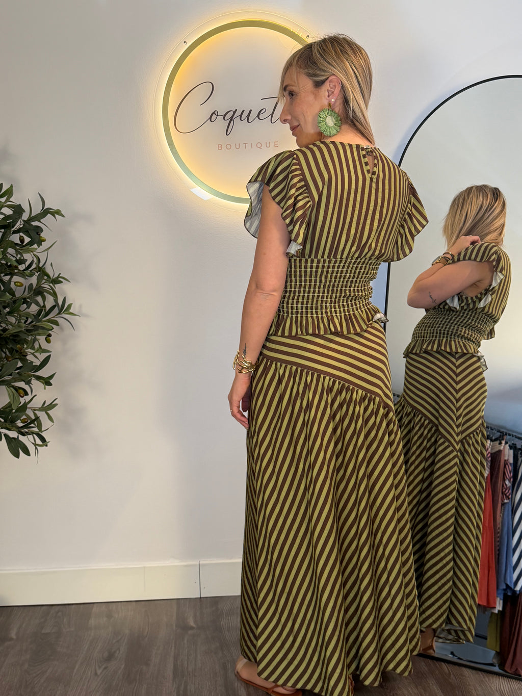 Total Look Rayas Verde y Marron