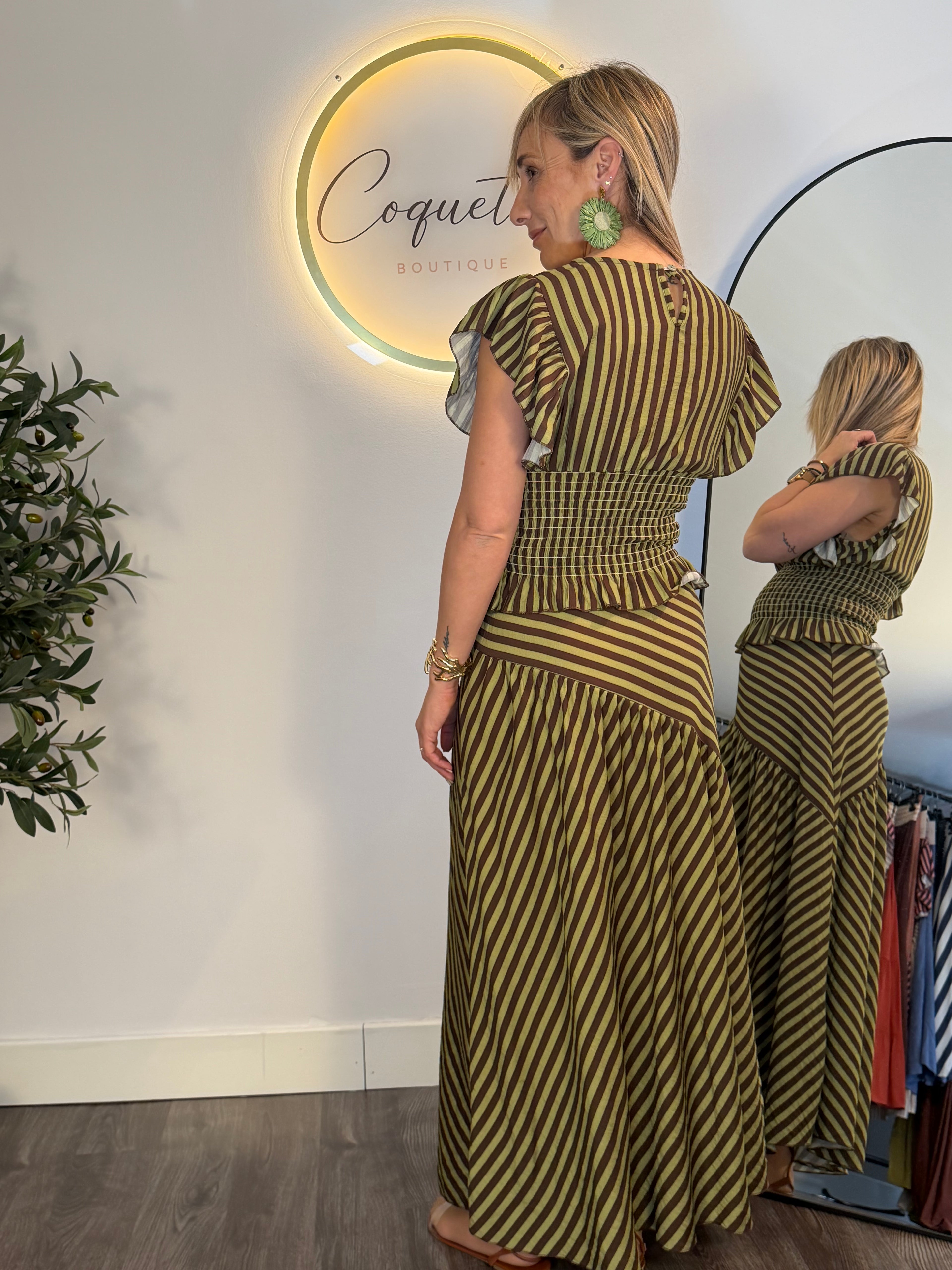 Total Look Rayas Verde y Marron