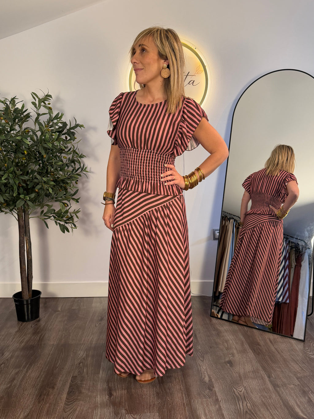 Total Look Rayas Rosa y Marron