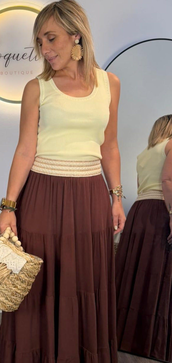 Falda marrón