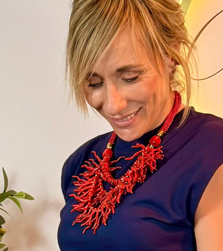 Collar de Coral con Cierre Metálico
