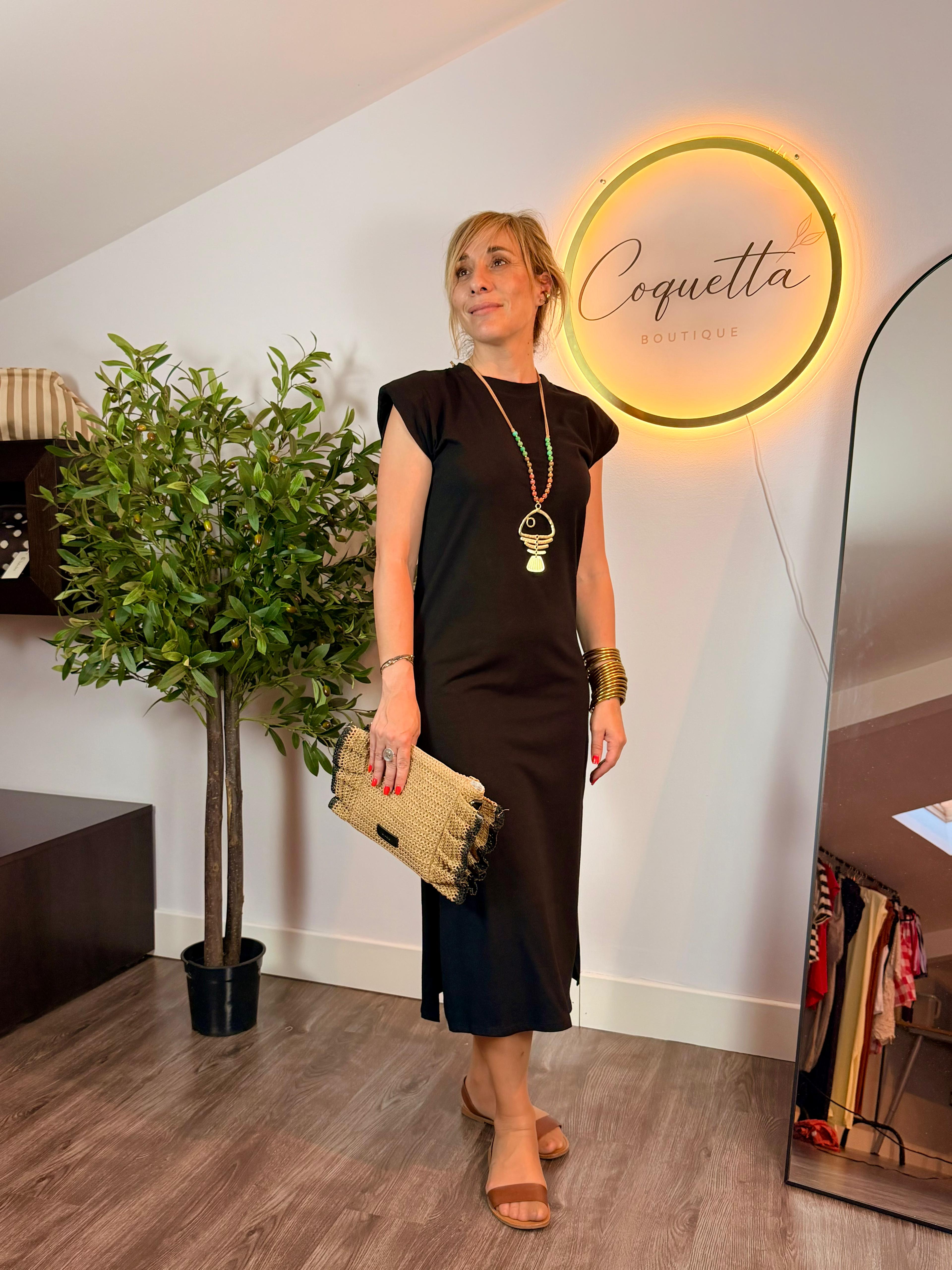 Vestido midi con hombreras